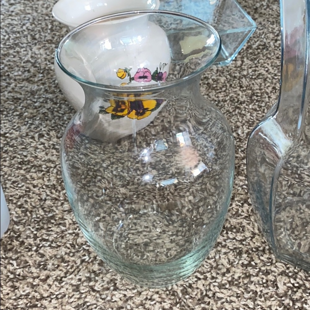 irregular vases - Picture 2 of 3